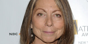 Jill Abramson schaut in die Kamera