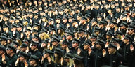 Mehr als 1600 Polizeianwärter bei ihrer Vereidigung