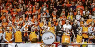 Die Fans des Basketball-Bundesliga-Teams von Rasta Vechta.