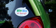 Rückseite eines Autos mit Sticker BlaBlaCar