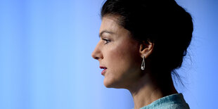 Sahra Wagenknecht, die Fraktionsvorsitzende der Partei Die Linke, steht bei der Klausurtagung der Bundestagsfraktion ihrer Partei