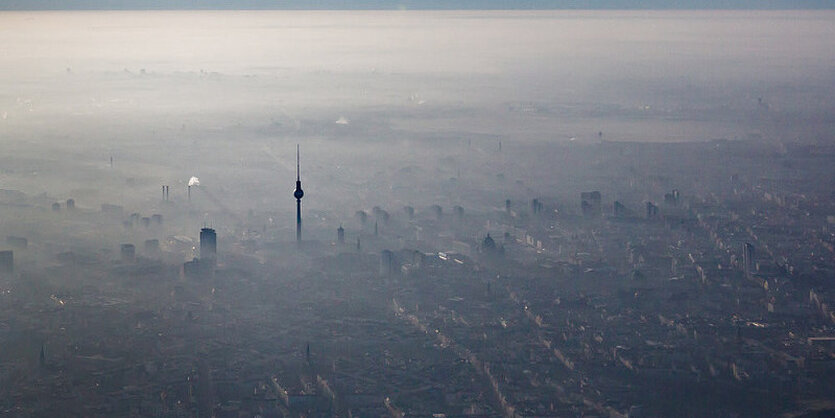 Blick auf Berlin vom Flugzeug aus