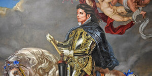 Ein Porträt von Michael Jackson, auf dem er in königlicher Tracht auf einem Pferd sitzt