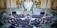 Abgeordnete im Plenum des Bundestages