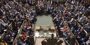 Die britischen Abgeordneten sitzen im Unterhaus