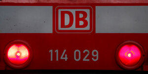 Detail eines Zuges der Deutschen Bahn