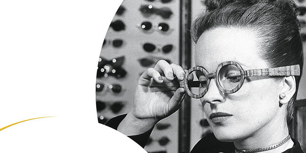 eine junge Frau mit einer extravaganten runden Brille