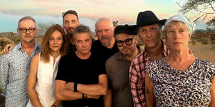 Gruppenbild der Band "the Mekons"