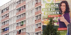 Wohnungsfassade von Plattenbau mit Werbung für schöner Wohnen