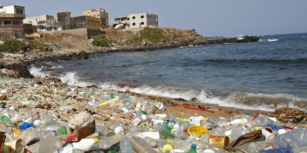 Plastikmüll treibt im Pazifik
