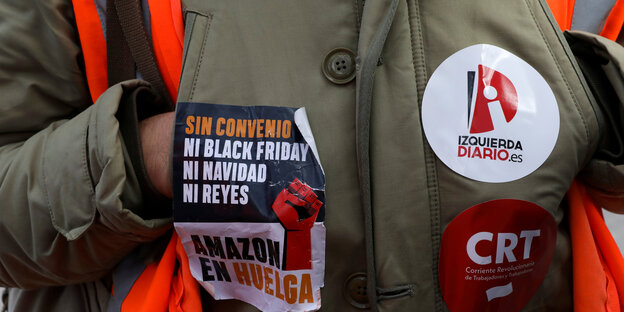Jacke eines Amazon-Streikenden in Spanien