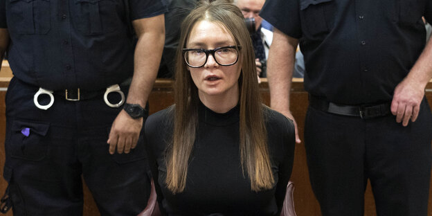 Die Angeklagte Anna Sorokin vor Gericht in New York