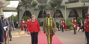 Bundeskanzlerin Angela Merkel in Burkina Faso