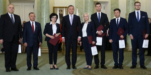 Polens neue MinisterInnen nach ihrer Ernennung