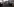 Menschen halten Fotos von Ermordeten durch rechte Gewalt hoch