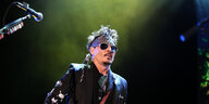 Johnny Depp auf der Bühne während eines Auftritts mit seiner Band