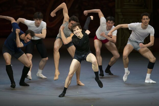 Tänzer des Bolshoi-Ballets in Moskau tanzen bei einer Probe