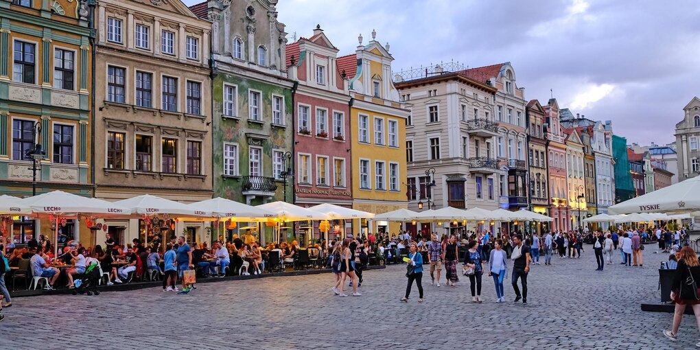 Der restaurierte Posener Altmarkt "Stary Rynek" mit seinen schmucken Patrizierhäusern