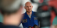 Astronaut Alexander Gerst beantwortet Fragen von Journalisten