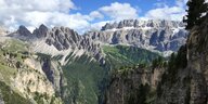Die schweizer Alpen, die Region, in der das Jodeln wohl entstanden ist