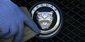 Das Jaguar-Logo des Autoherstellers