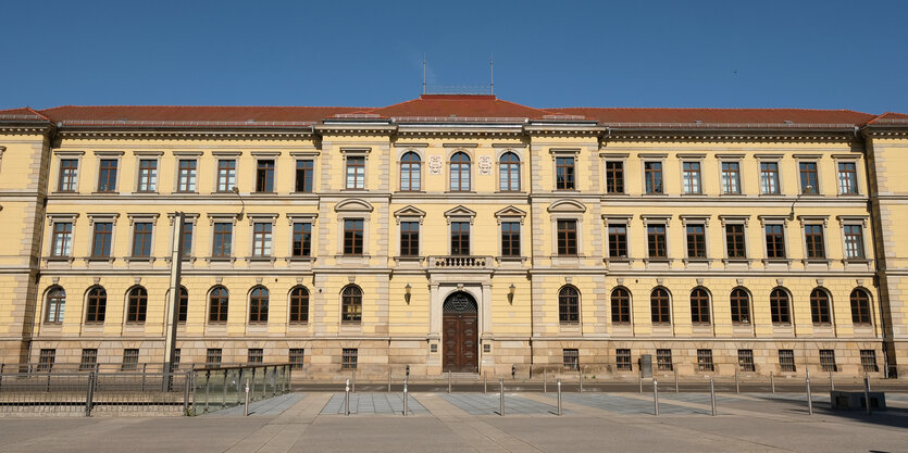 Das Gebäude des Landgerichts, in dem auch der sächsische Verfassungsgerichtshof seinen Sitz hat.