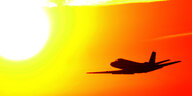 Learjet vor Sonnenuntergang