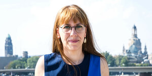 Katja Meier an den Wahlurnen