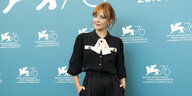 Schauspielerin Sandra Faleiro posiert bei den Filmfestspielen Venedig