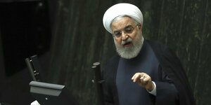 Hassan Ruhani bei einer Rede