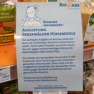 AfD-Hirse: schild vor einem Supermarktregal, auf dem die Auslistung erklärt wird