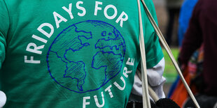 T-Shirt mit dem Logo von Fridays For Future