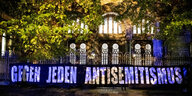 Gegen jeden Antisemitismus, Spruchband vor der Berliner Synagoge