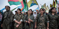 Kurdische frauen treffen