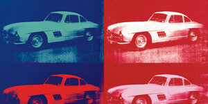 farblich bearbeitete Fotos eines alten Sportwagens