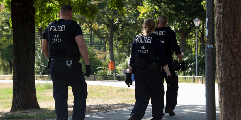 Polizisten im Görlitzer Park