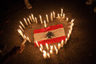 Libanonfahne in Kerzenherz