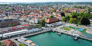 Eine Luftaufnahme vom Hafen Konstanz