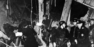 Archivbild vom November 1939 zeigt Aufräumarbeiten nach dem Bombenattentat auf Adolf Hitler im Münchner Bürgerbräukeller.