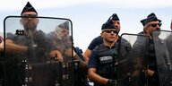 Französische Polizisten während des G7-Gipfels in Biarritz Ende August