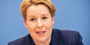 Portrait der Bundesfamilienministerin Franzisak Giffey