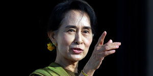 Portrait von Aung san Suu Kyi