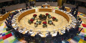 Gespräche am runden Tisch beim EU-Gipfel in Brüssel