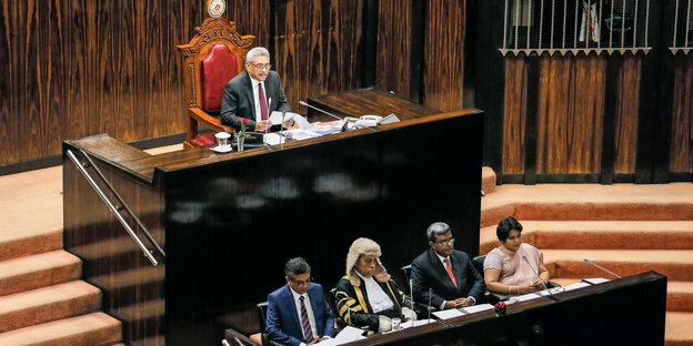 Gotabaya Rajapaksa im Parlament