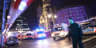 Polizisten auf dem Berliner Breitscheidplatz