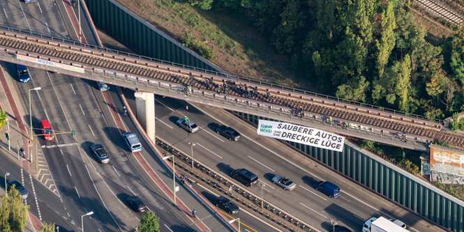 Protestaktion an der A100