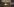 Menschen stehen Schlange vor dem Berghain in Berlin
