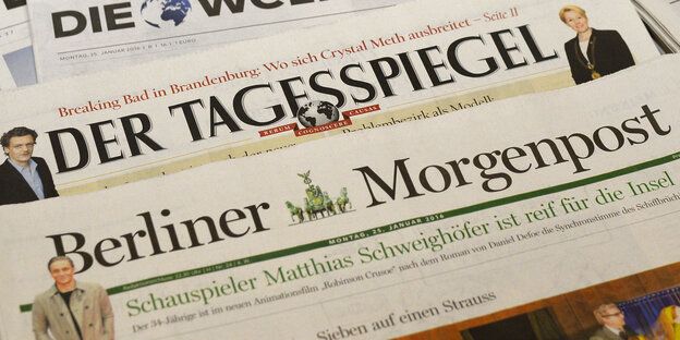 Printzeitungen des Tagesspiegel und der Morgenpost liegen übereinander