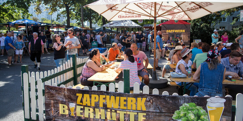 Biergarten auf der Biermeile