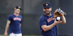 Baseball-Profi Altuve beim Training